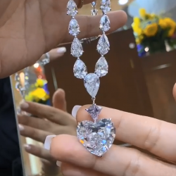 Heart Shaped Pendant Necklace