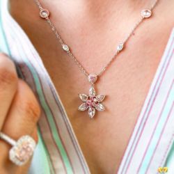 Flower Pendant Necklace