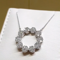 White Round Cut Pendant Necklace