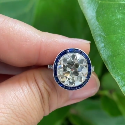 Vintage Oval Engagement Rings