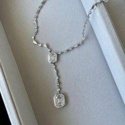 Unique Design Emerald Cut Pendant Necklace