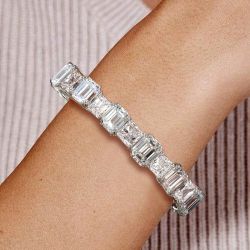 Unique Emerald & Radiant Cut Linear Tennis Bracelet