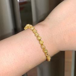 Gorgeous Golden Heart Cut Yellow Sapphire Tennis Bracelet